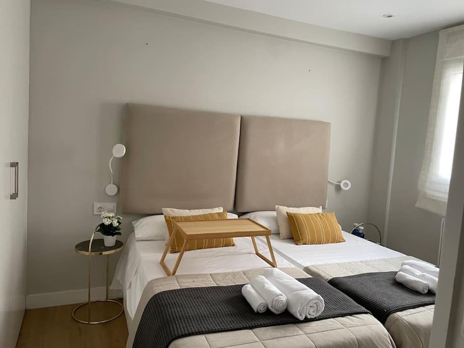Apartamento Velarde-Maestranza Севілья Екстер'єр фото