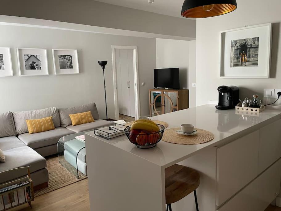 Apartamento Velarde-Maestranza Севілья Екстер'єр фото