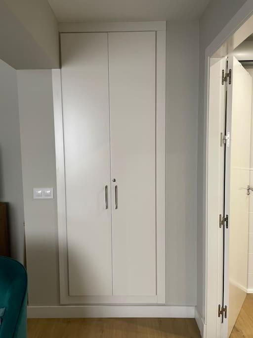 Apartamento Velarde-Maestranza Севілья Екстер'єр фото