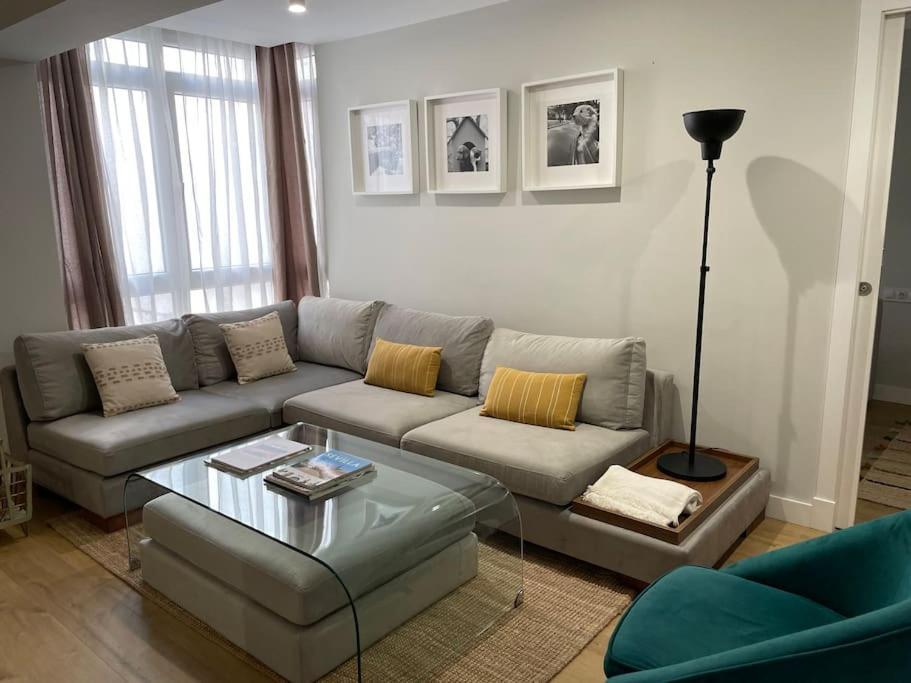 Apartamento Velarde-Maestranza Севілья Екстер'єр фото