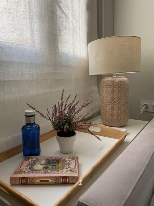 Apartamento Velarde-Maestranza Севілья Екстер'єр фото