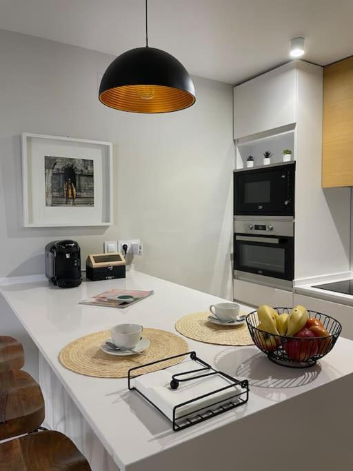 Apartamento Velarde-Maestranza Севілья Екстер'єр фото